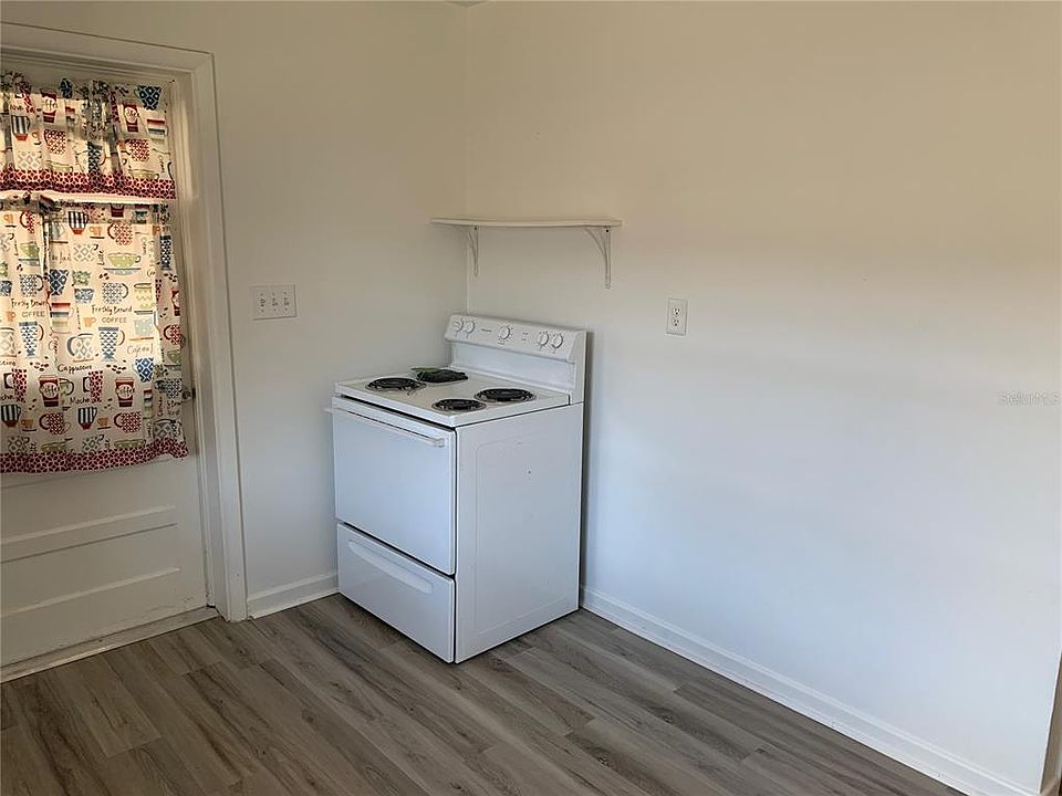 1st image of 1174 W Minnesota Ave