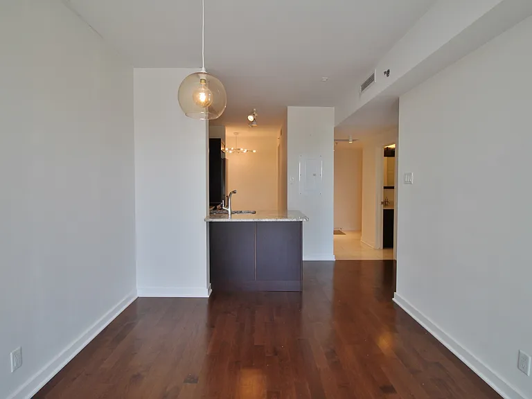 300C Lett St #422 — Photo 11