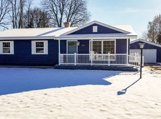 230 W Wisconsin St, Delavan, WI 53115