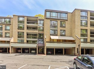 4940 Sentinel Dr #4-301, Bethesda, MD 20816