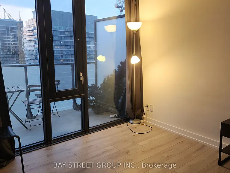 161 Roehampton Ave #3303 — Photo 14