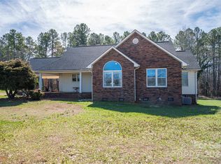 396 Cooper Rd, Vale, NC 28168