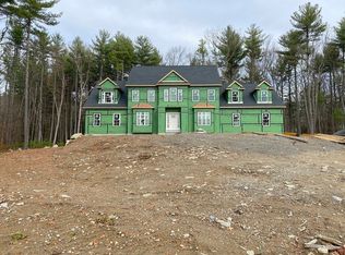 8 Houghton Ln, Harvard, MA 01451