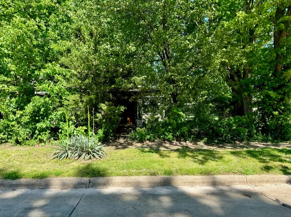 1872 N Boonville Avenue, Springfield, MO 65803