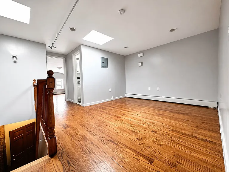 821 Greene Ave #4 — Photo 2