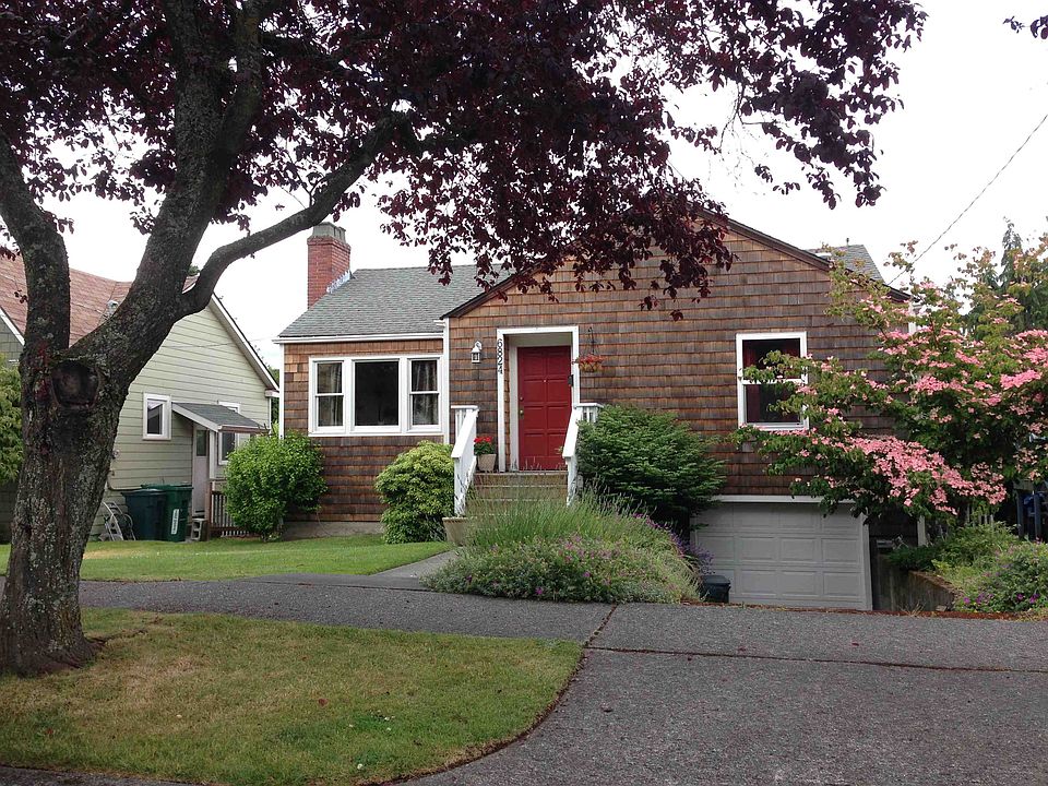 2nd image of 6824 36th Ave NE
