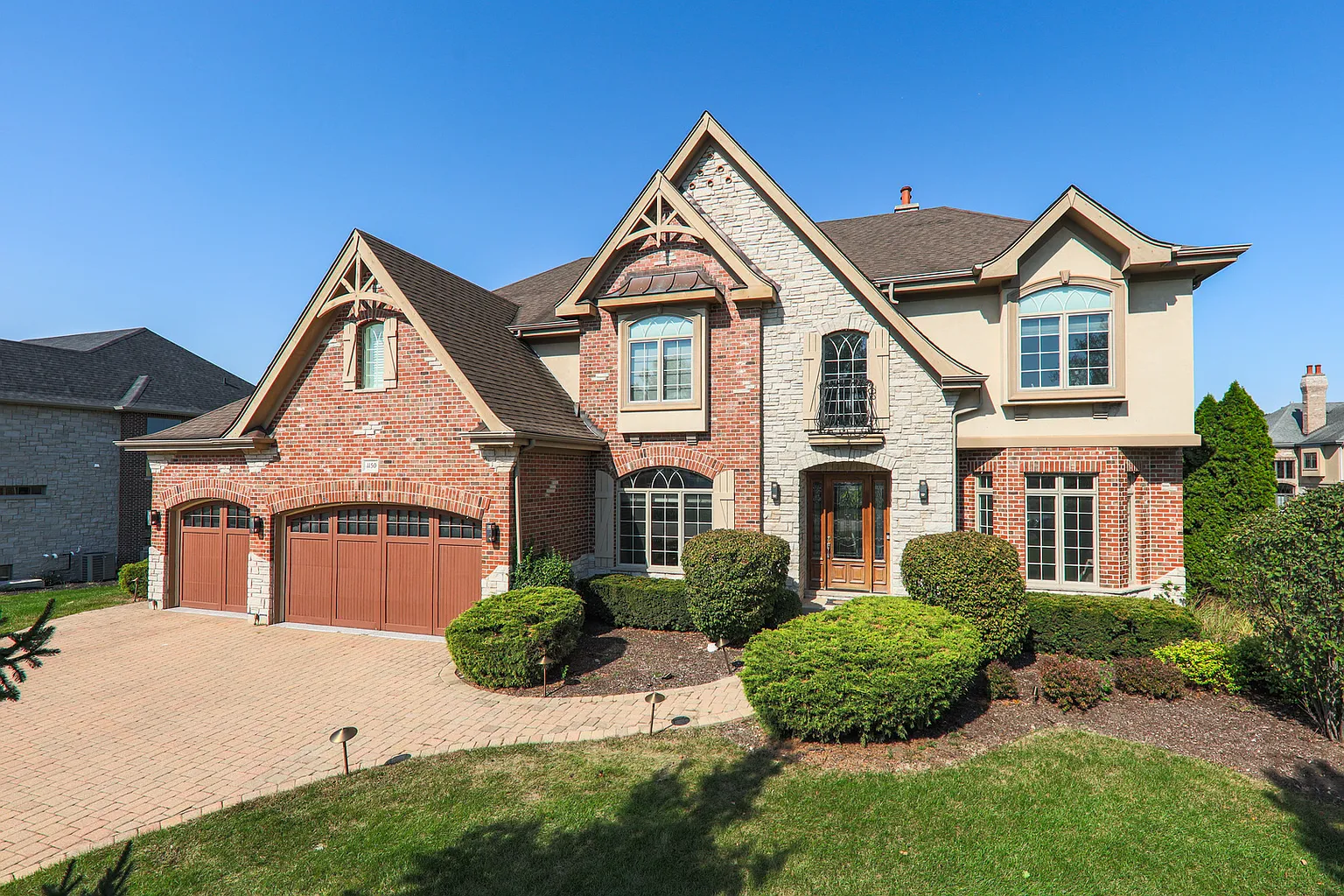 1150 Secret Forest Dr photo 1
