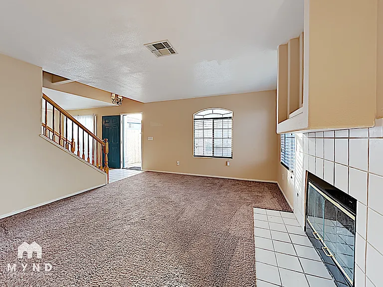 816 Angel Star Ln — Photo 4