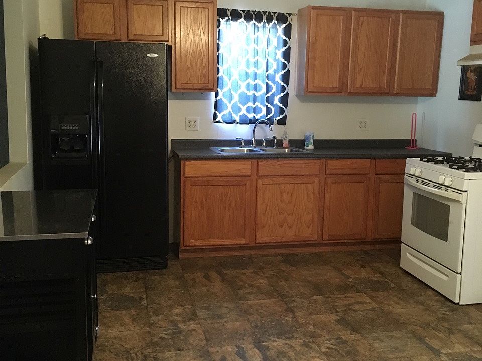2nd image of 10451 Shellabarger Rd