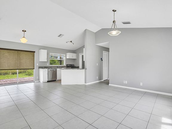 5th image of 16895 86th St N