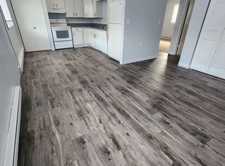 3265 8th St APT 4, Marion, IA 52302