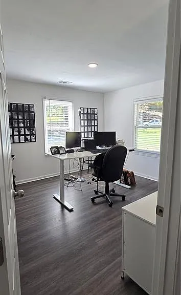 606 W Lake Ave NW — Photo 18