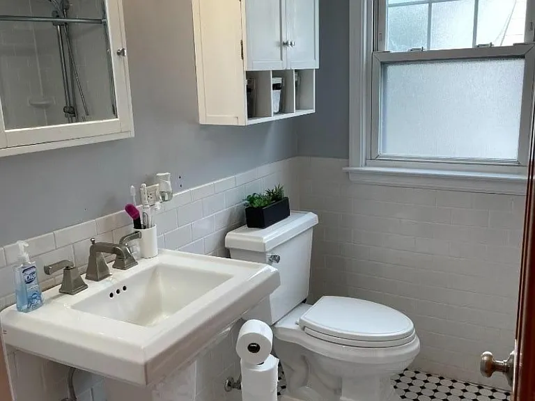 26 Parkway W — Photo 8