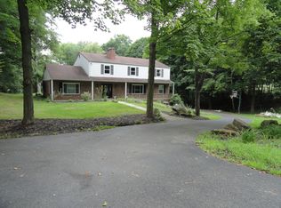 4452 Mount Royal Blvd, Allison Park, PA 15101