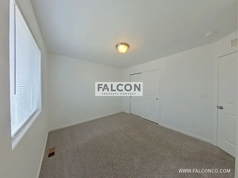 10512 Castor Dr — Photo 18