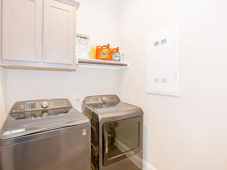 4924 Dewy Rose Ln — Photo 9