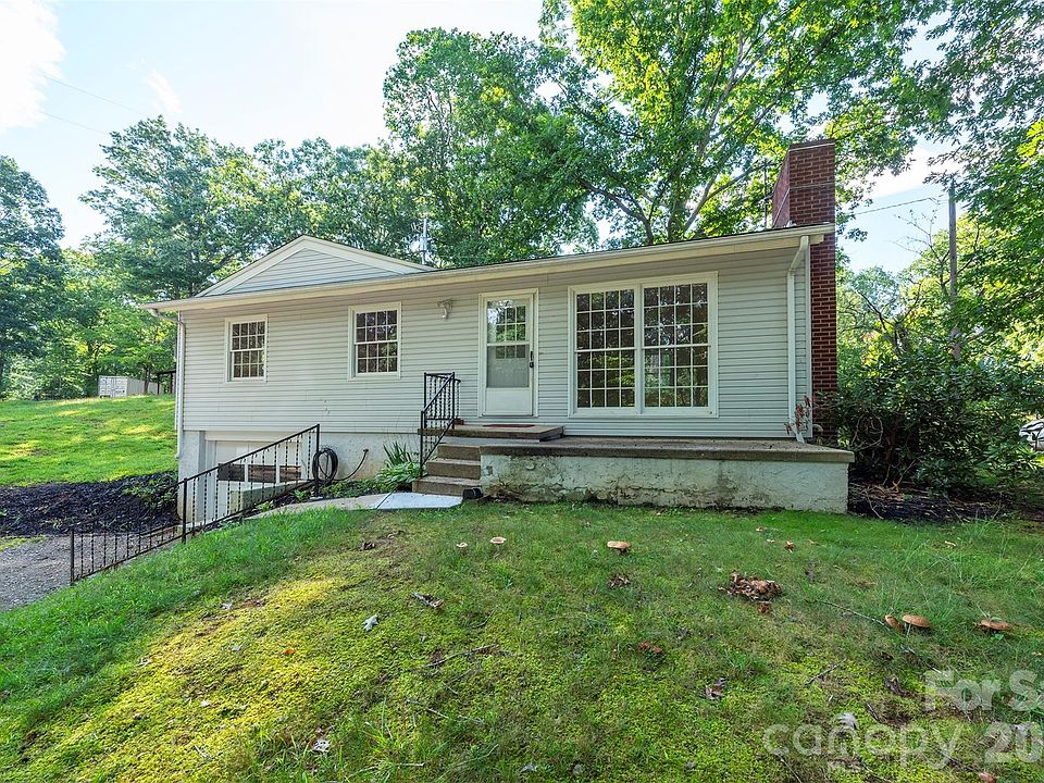 1st image of 76 Maple Springs Rd