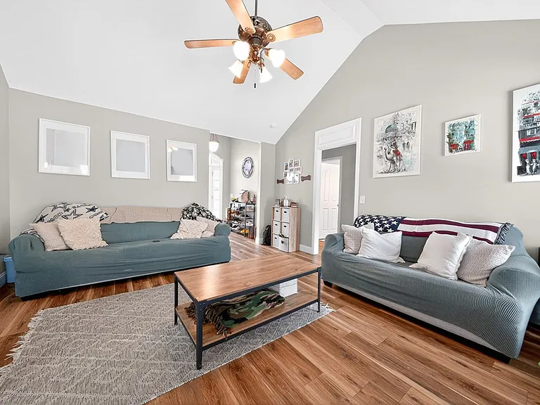 409 Lee Road 2141 — Photo 8
