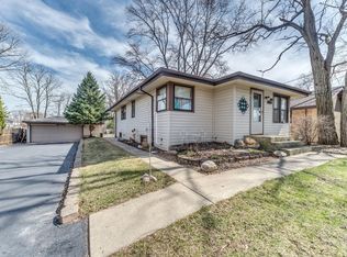 15713 Laramie Ave, Oak Forest, IL 60452