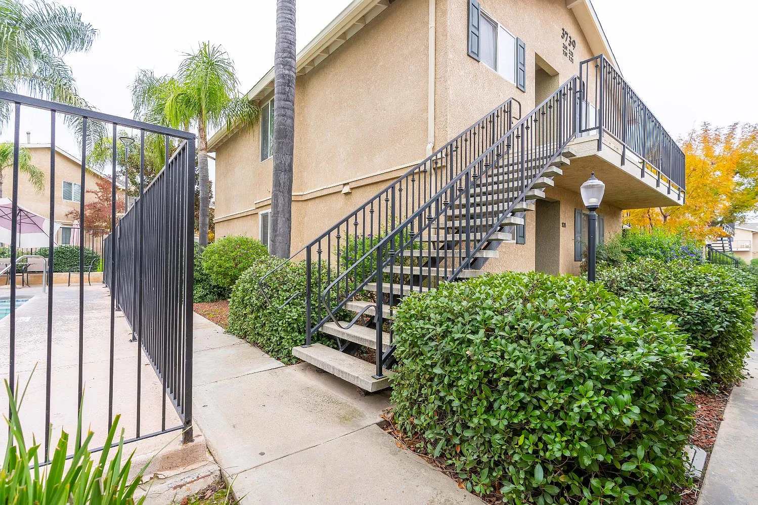3739 W Bullard Ave APT 221 photo 1