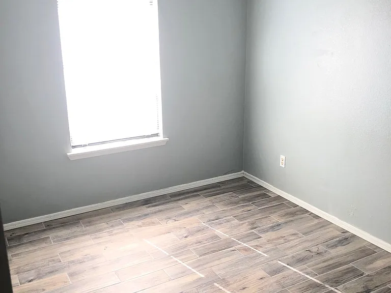 2206 Hemlock Dr — Photo 14