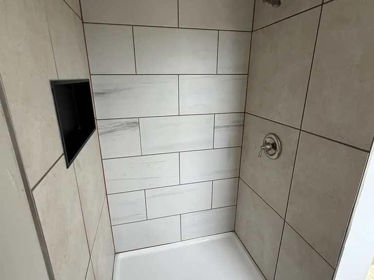 907 E Chocolate Ave #B — Photo 7