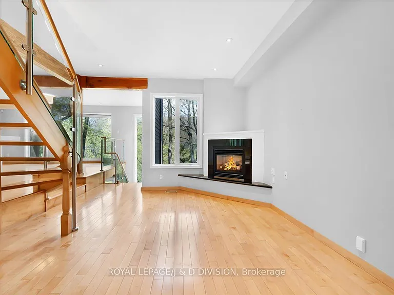 73 Astley Ave — Photo 7