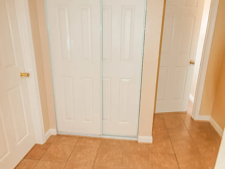 604 Lawson Rd — Photo 8