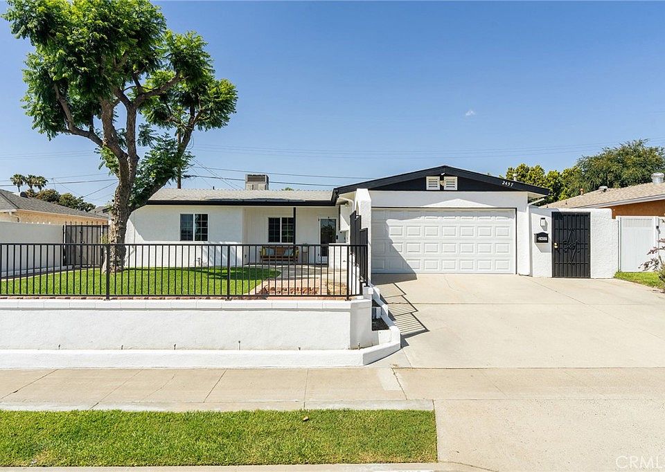 1st image of 2457 W Glenoaks Ave