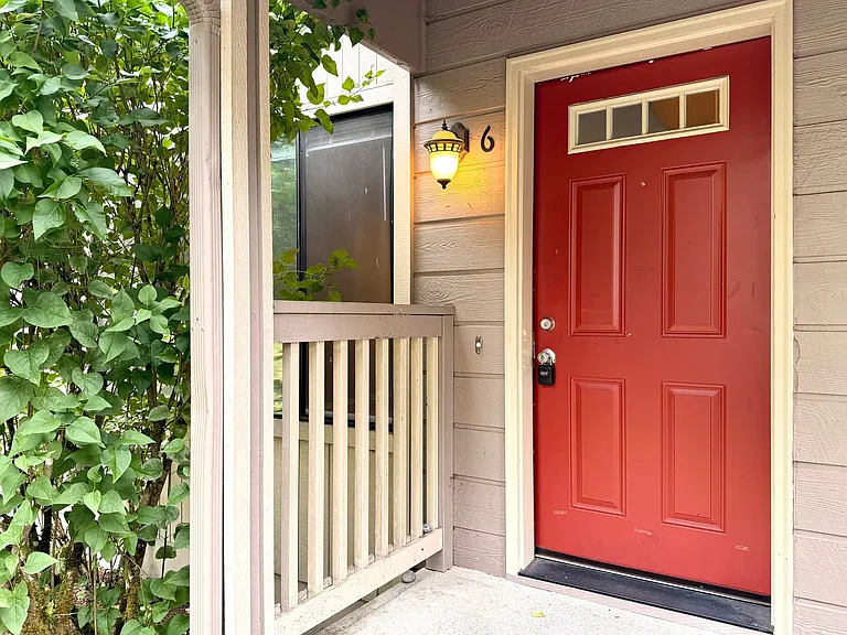 American Lake Townhomes — Photo 22