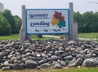 Veldkamp Ln, Central Lake, MI 49622