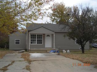 1114 L St NW, Miami, OK 74354