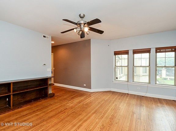 4th image of 816 W Sunnyside Ave APT 1B