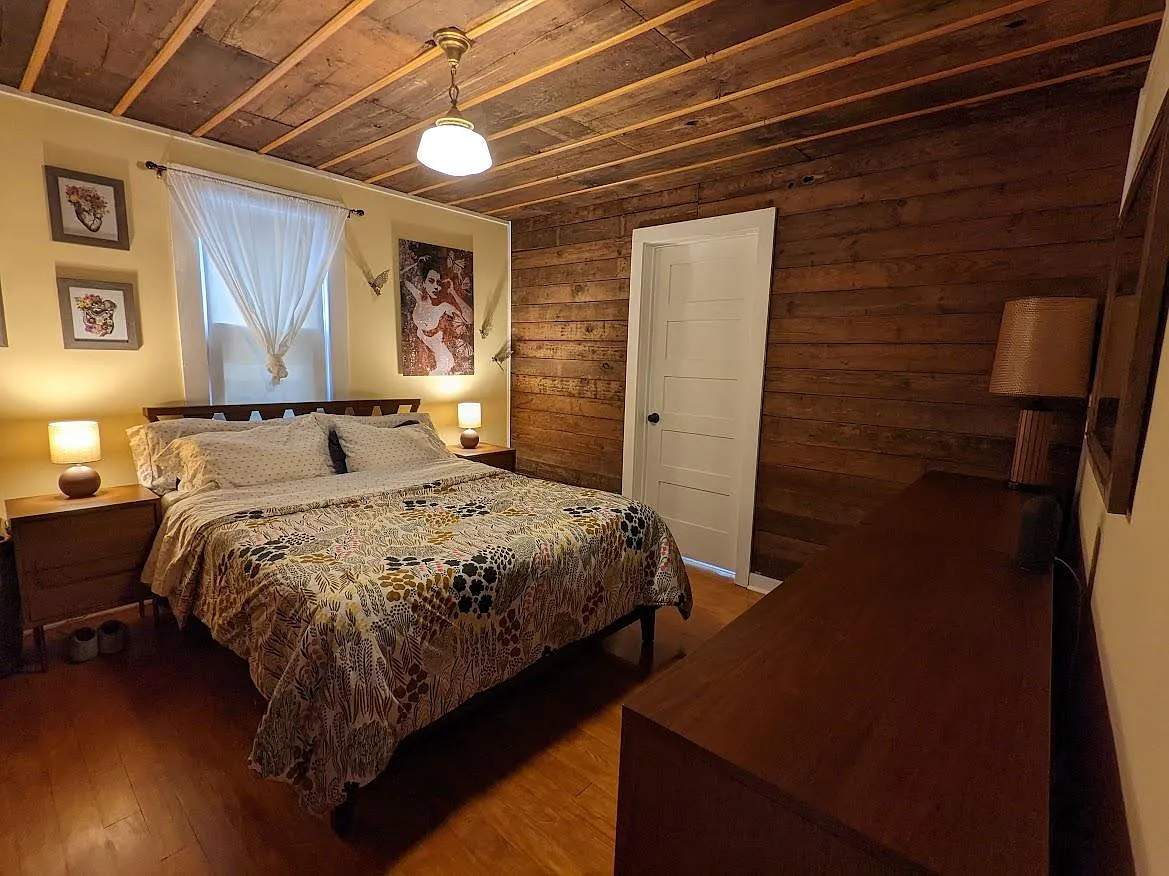 3 bed, 1430 sqft, $2,950 — Photo 3