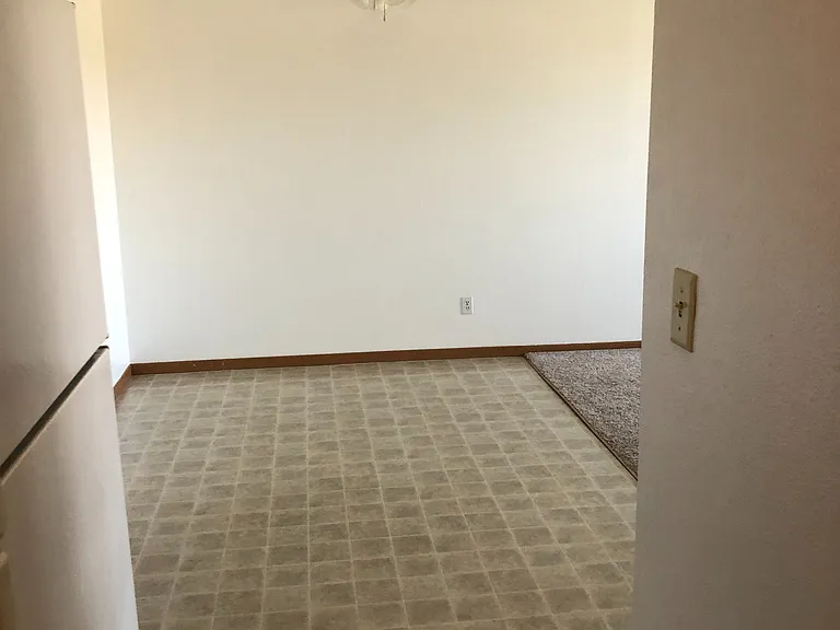 946 E Tower Ave #5 — Photo 2
