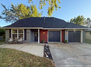112 Parker Dr, Manhattan, KS 66502
