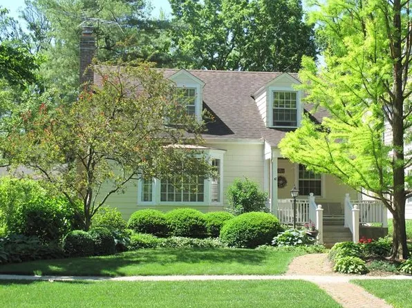 1217 Walnut St, Western Springs, IL 60558