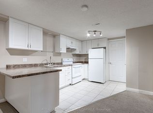 415 Norrie Cres, Burlington, ON L7L3S4