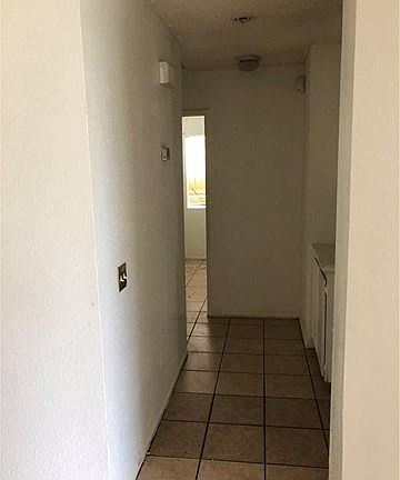 2nd image of 4564 Carmelina St