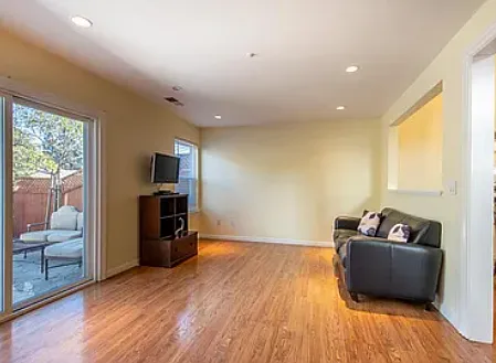 18310 Christeph Dr — Photo 2