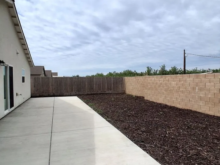 1646 Concord Ave — Photo 24