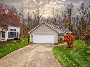 1775 Jonathans Trce #13-8, Broadview Heights, OH 44147