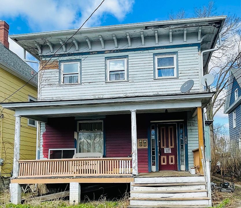 2nd image of 646 Webster St