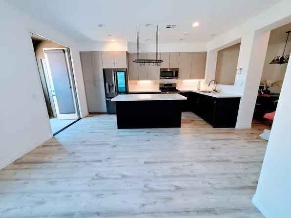 7765 Via Solare Unit 2, San Diego, CA 92129