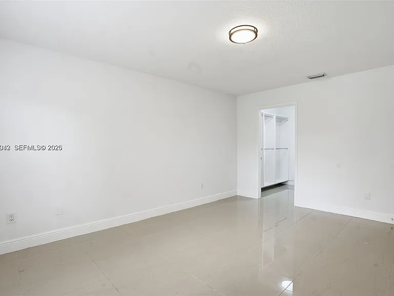 21080 SW 242nd St — Photo 22