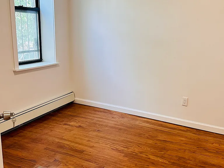 258 Forbell St #1 — Photo 9