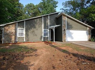 8104 Creekstone Way, Riverdale, GA 30274