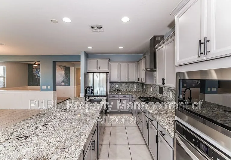 22555 N Diamond Dr — Photo 10