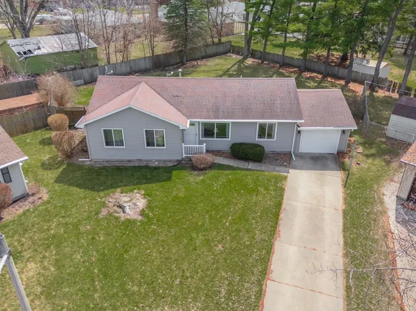 1103 Winston Ct, Normal, IL 61761