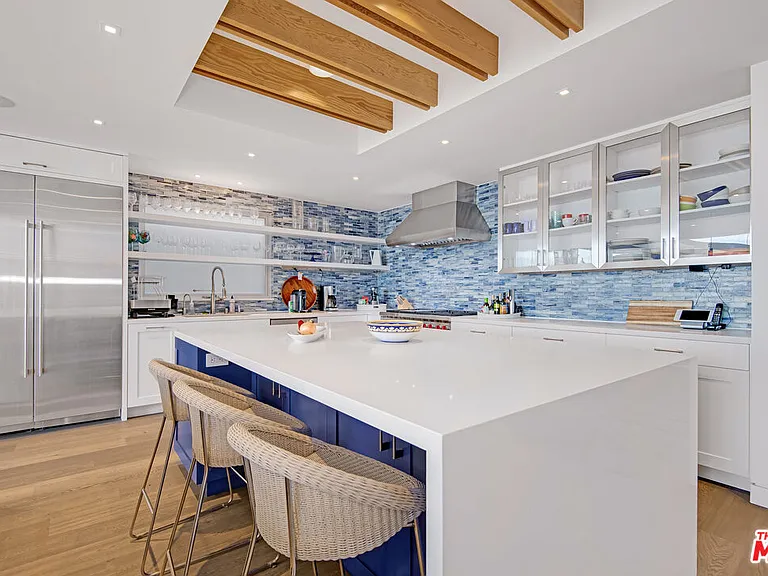 23536 Malibu Colony Rd — Photo 10